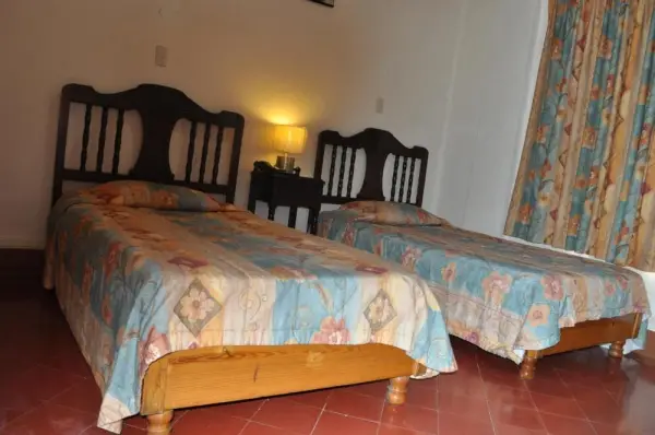 Hotel 5a Avenida 6